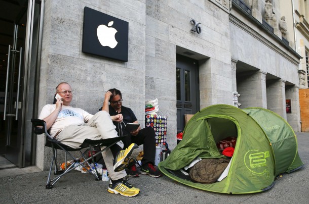 Helge Bruhn and Phil, who didn't give his last name, camp ahead of the September 19 release of the iPhone 6 and iPhone 6 Plus in Berlin