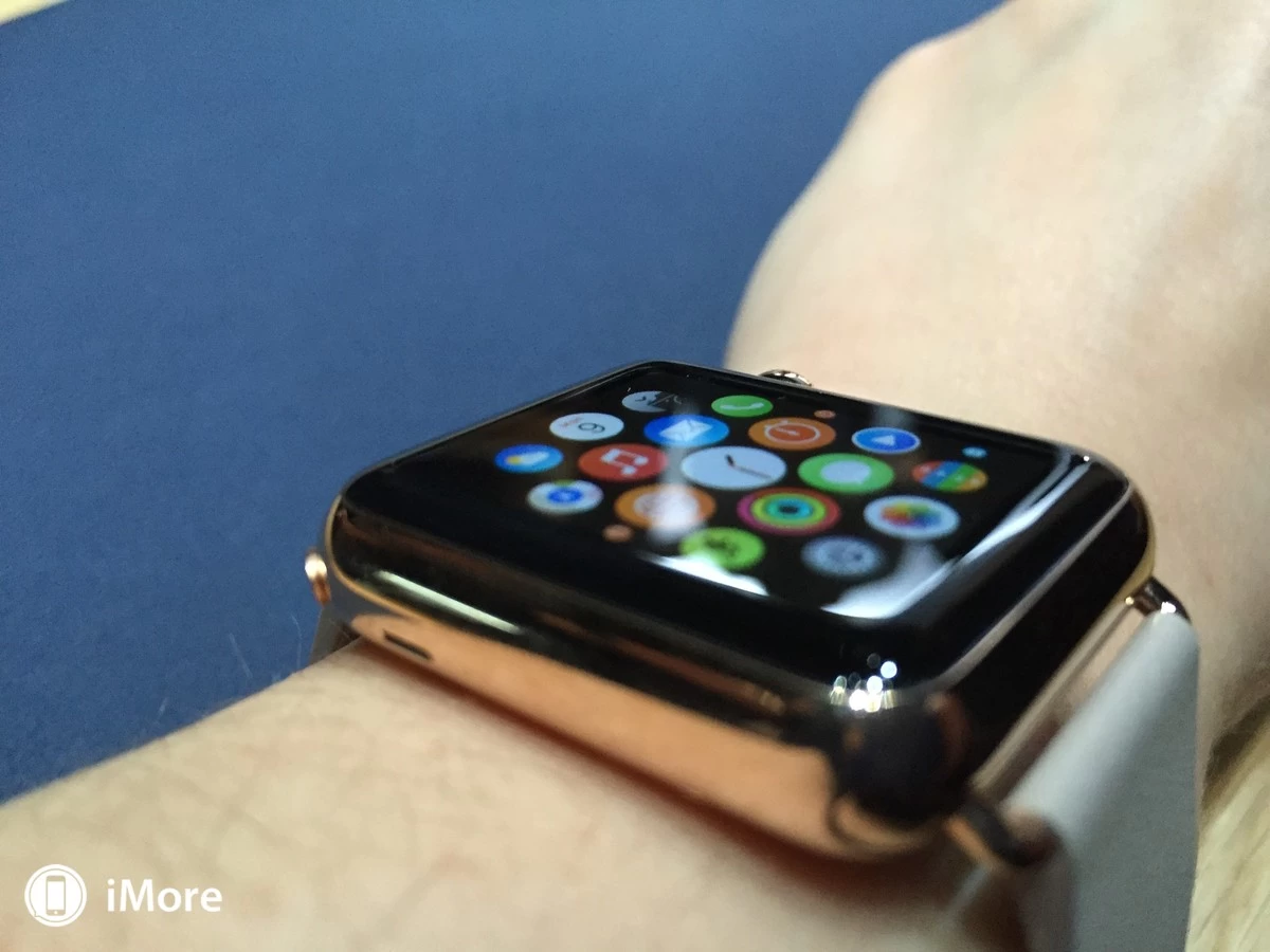 apple watch edition closeup 0 | apple watch | [อัลบั้มภาพ] ชม Apple Watch เวอร์ชั่นสีทอง!! ที่ส่งถึงมือลูกค้าทั่วไปเรียบร้อยแล้ว ความแตกต่างทั้งภายนอกและในกับเวอร์ชั่นปกติ