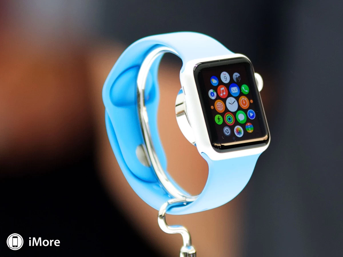 apple watch blue home screen hero | apple watch sport | [ข่าว] Apple Watch Sport อาจมีต้นทุนของส่วนประกอบไม่ถึง 3,000 บาท