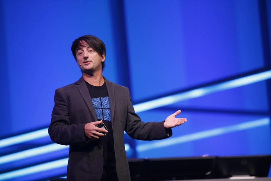 Microsoft ระบุพัฒนาฟีเจอร์หลักของ Windows 10 Mobile เกือบครบแล้ว และแย้มทิศทางของ Surface phone 1 joe belfiore | surface phone | Microsoft ระบุพัฒนาฟีเจอร์หลักของ Windows 10 Mobile เกือบครบแล้ว และแย้มทิศทางของ Surface phone