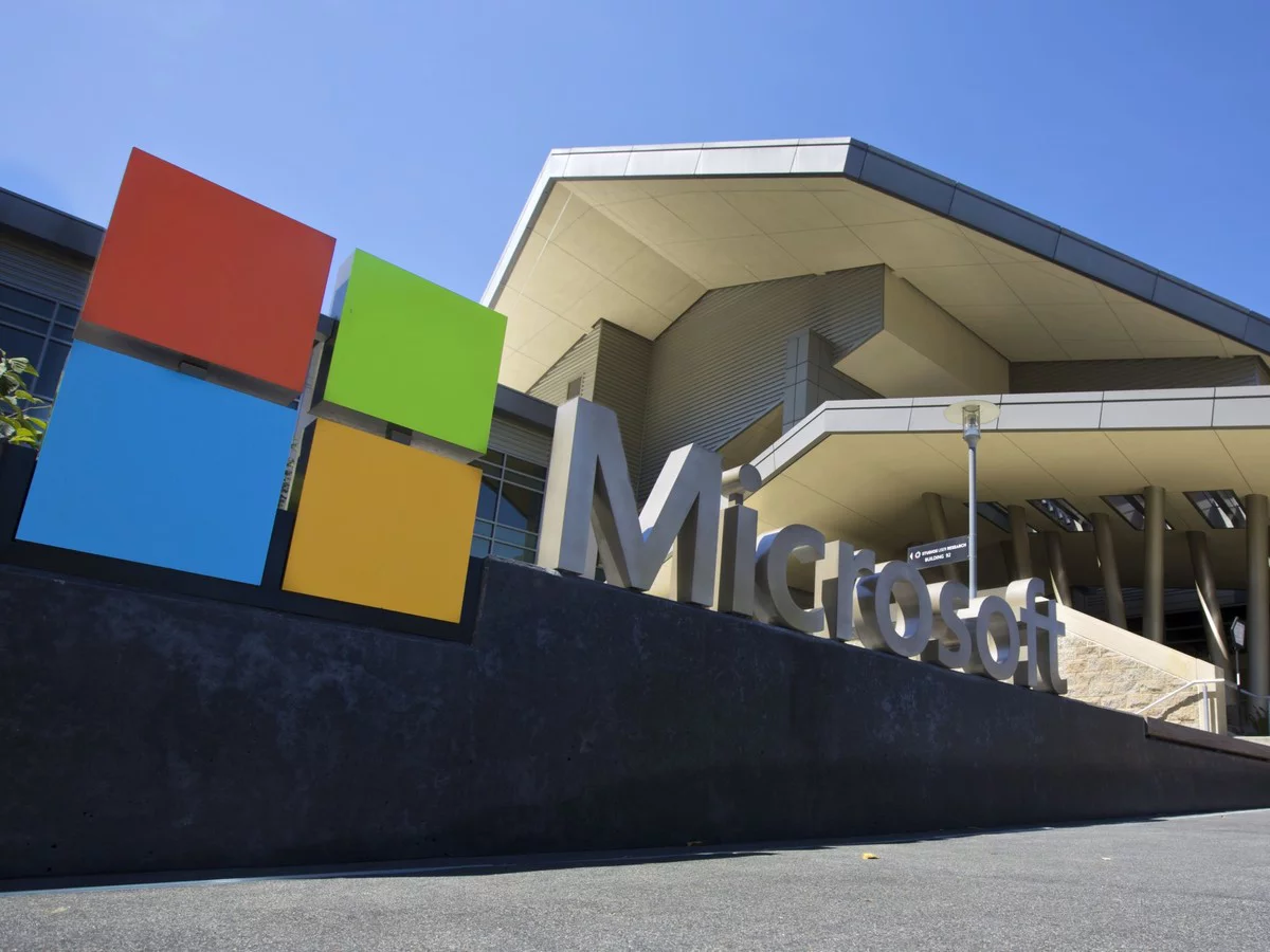 microsoft logo | WINDOWS PHONE | Microsoft ปรับโครงสร้างฝ่ายมือถืออีกครั้ง ปลดพนักงานเพิ่ม 7,800 คน ลงบัญชีขาดทุน 7,600 ล้านเหรียญ พร้อมปรับเป้าองค์กรใหม่แต่ยังทำมือถือต่อ