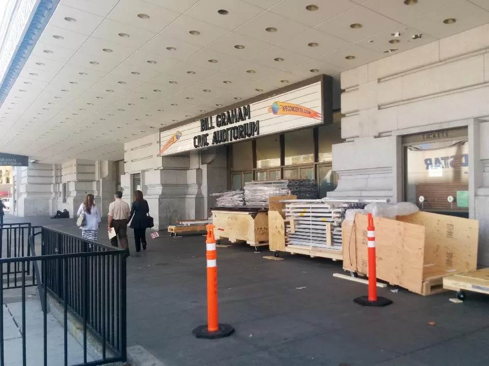 240658 | Event | ลือ Apple อาจเปิดตัว iPhone 6s และ Apple TV ตัวใหม่พร้อมกันที่หอประชุม Billy Graham
