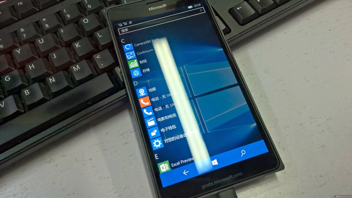 Lumia 950 main2 | lumia 950 | หลุดเครื่องต้นแบบ Lumia 950 ยืนยันหน้าจอ WQHD แรม 3 GB กล้อง 20 ล้านบอดี้โพลีคาร์บอเนต