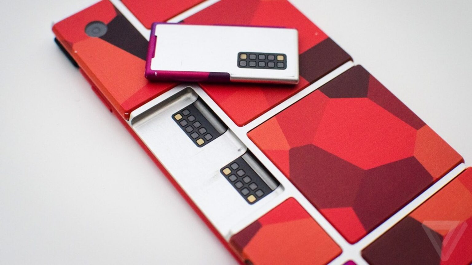 Project Ara สมาร์ทโฟนแบบแยกส่วนจาก Google อาจมาช้ากว่าที่คาดไว้