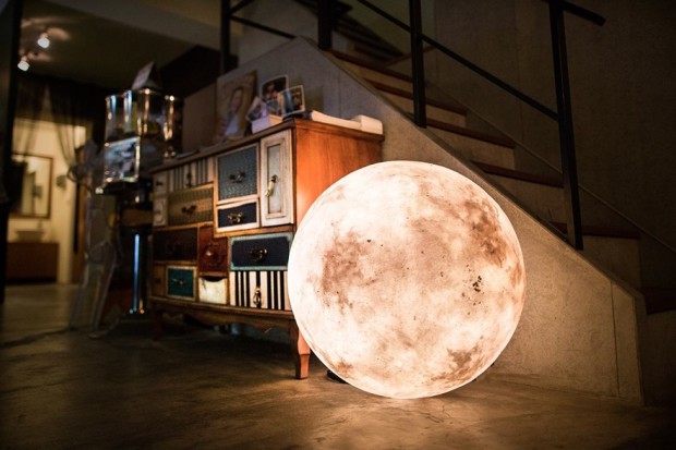 | Indiegogo | [Gadget] แนะนำ Luna : ท่านอย่างมีพระจันทร์ส่วนตัวอยู่ในห้องนอนไหม?