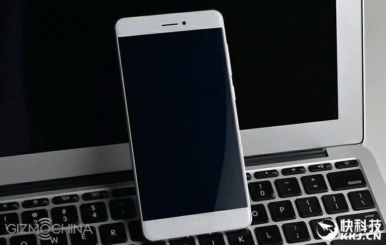ลือ Vivo XPlay 5S สเปคระดับพระกาฬมาพร้อมหน้าจอ 4K กล้องหลัง 21MP 1 vivo xplay 5s new specs leaked 01 | 4K Display | ลือ Vivo XPlay 5S สเปคระดับพระกาฬมาพร้อมหน้าจอ 4K กล้องหลัง 21MP