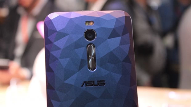 CEO ของ Asus คอนเฟิร์มแล้ว ZenFone 3 มาพร้อม USB Type-C 1 | USB Type C | CEO ของ Asus คอนเฟิร์มแล้ว ZenFone 3 มาพร้อม USB Type-C