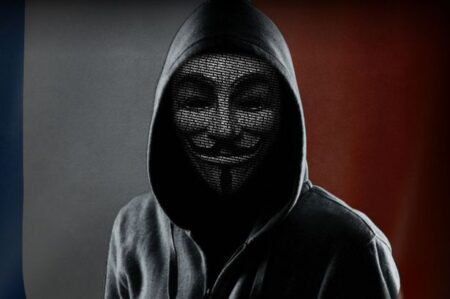Anonymous เริ่มเปิดเผยข้อมูล “สมาชิกกลุ่ม ISIS” พร้อมปิดบัญชี twitter กว่า 5,500 บัญชี