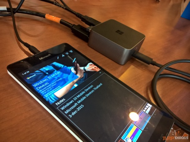 การนำเสนอทั้งหมดตลอด 1 ชั่วโมงทั้ง PowerPoint และวิดีโอ ทำผ่านเจ้า Lumia 950 เครื่องนี้