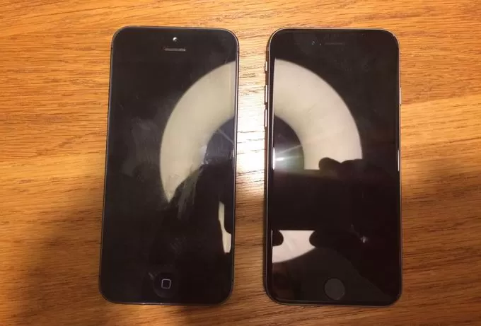 12626028 10208742352340001 425894499 n | iPhone 6 | หลุดภาพ iPhone 5se ถูกถ่ายคู่กับ iPhone 5 ดีไซน์คล้าย iPhone 6 เวอร์ชั่น Mini
