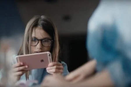 Apple ปล่อยโฆษณา iPhone 6s ชุดใหม่โฟกัส Touch ID และการอัดวิดีโอ 4K