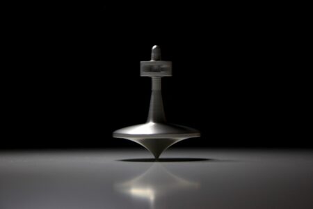 ทำออกมาขายแล้ว!! โทเท็ม SPIN ที่จะทำให้คุณตกอยู่ในโลกของ Inception ตลอดกาล