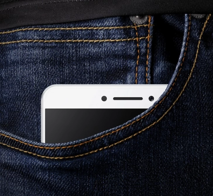 gsmarena 001 1 3 | phablet | Xiaomi ปล่อยภาพทีเซอร์คอนเฟิร์มการมีอยู่ของ Mi Max สมาร์ทโฟนในตระกูลใหม่ของบริษัท