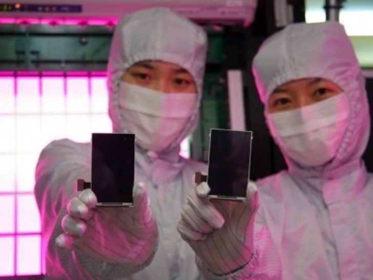 gsmarena 002 3 | iphone 7 | WSJ จีนเผย Apple ออเดอร์หน้าจอ OLED ของ Samsung 100 ล้านชิ้นสำหรับ iPhone ปี 2017