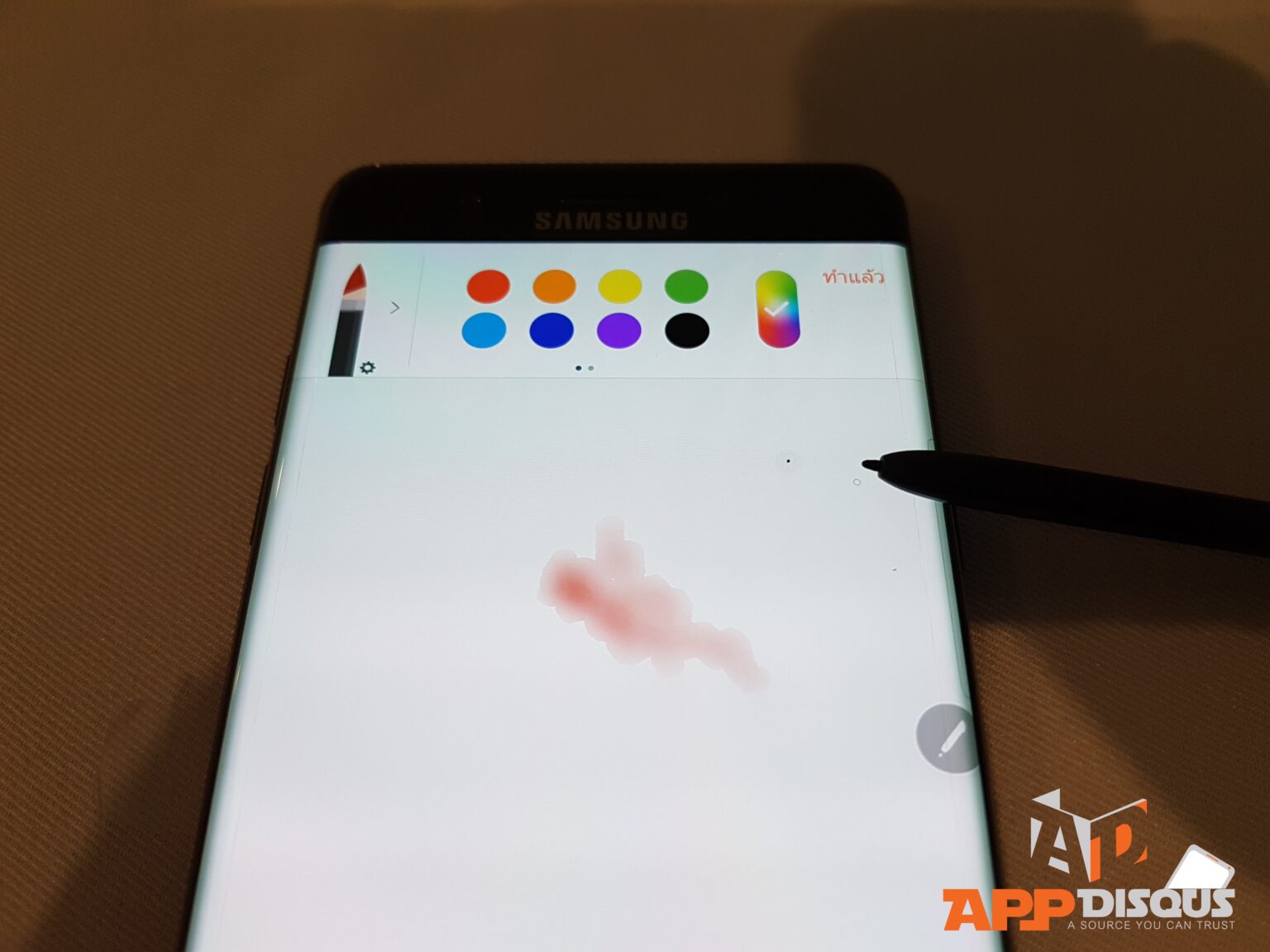 “ประสบการณ์แรกจับ Samsung Galaxy Note 7 รู้สึกอย่างไรบ้าง” จากคุณ Cherry Cola เทพนักวาดผู้ใช้ S-Pen มาหลายรุ่น