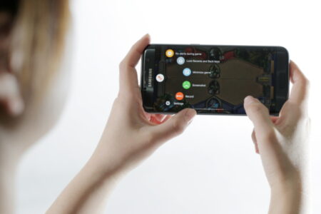 Samsung Game Launcher ปล่อยให้ Galaxy S6 และ Galaxy Note 5 ดาวน์โหลดได้แล้ว