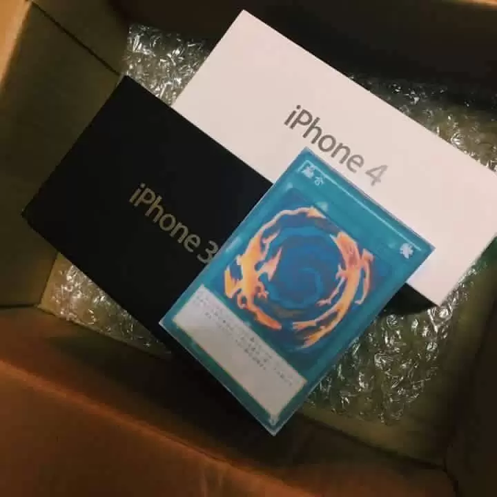 14364787 1217429948277841 7737248906565122709 n | apple | ผู้ใช้สั่ง iPhone 7 แต่ได้ iPhone 3G และ iPhone 4 พร้อมการ์ดยูกิ(ฟิวชั่น) ให้รวมร่างเองเลย