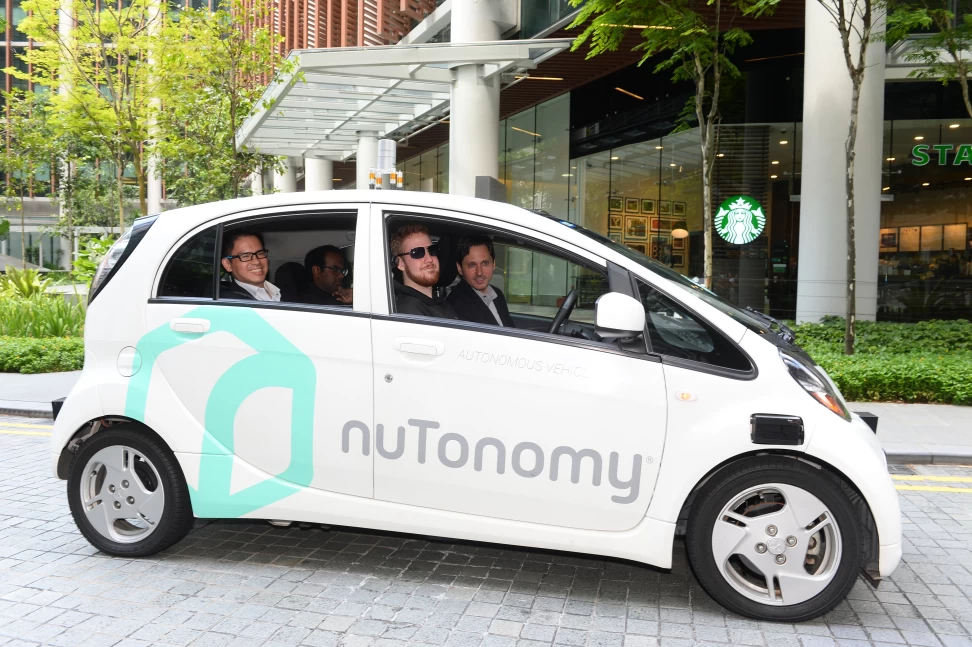 photo 6 lim kell jay head of grab singapore with dr karl iagnemma co founder ceo of nutonomy | grab | แท็กซี่ไร้คนขับในสิงคโปร์ สามารถเรียกได้ด้วยแอป Grab Taxi แล้ว แถมใช้งานฟรี!!