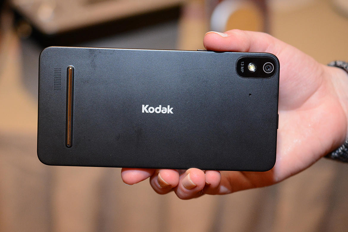 Image courtesy of CNET | Teaser | Kodak เตรียมเปิดตัวสมาร์ทโฟนรุ่นที่ 2 ของบริษัทในวันที่ 20 ตุลาคมนี้