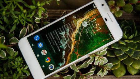 Google Pixel และ Pixel XL ถึงแพงกว่าก็มาตรฐานเดียวกัน ปล่อยอัพเดทให้ถึงปี 2018 เท่านั้น