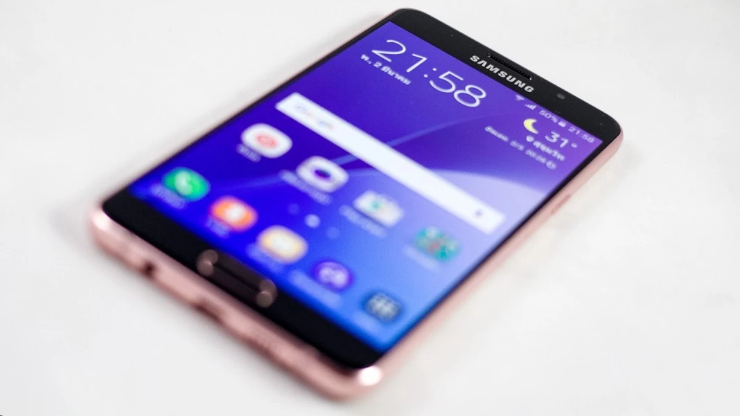 1600 | feature | Samsung ปล่อยทีเซอร์เผย 