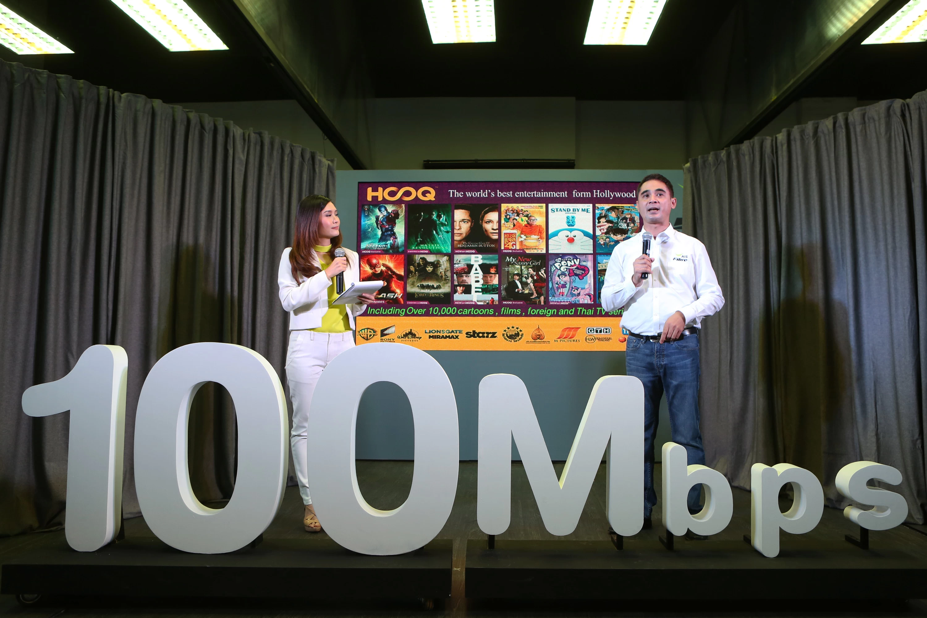 เน็ตบ้าน AIS Fibre ปรับใหม่แรงสะใจ 100/10 Mbps ในราคาไม่ถึงพัน! พร้อมดูทีวีกว่า 100 ช่องและหนังกว่า 10,000 เรื่องฟรี! 1 161214 Pic AIS Fibre 4 | AIS | เน็ตบ้าน AIS Fibre ปรับใหม่แรงสะใจ 100/10 Mbps ในราคาไม่ถึงพัน! พร้อมดูทีวีกว่า 100 ช่องและหนังกว่า 10,000 เรื่องฟรี!