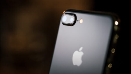 ครั้งแรกในรอบ 5 ปี Apple iPhone พลาดแชมป์สมาร์ทโฟนขายดีที่สุดในจีน