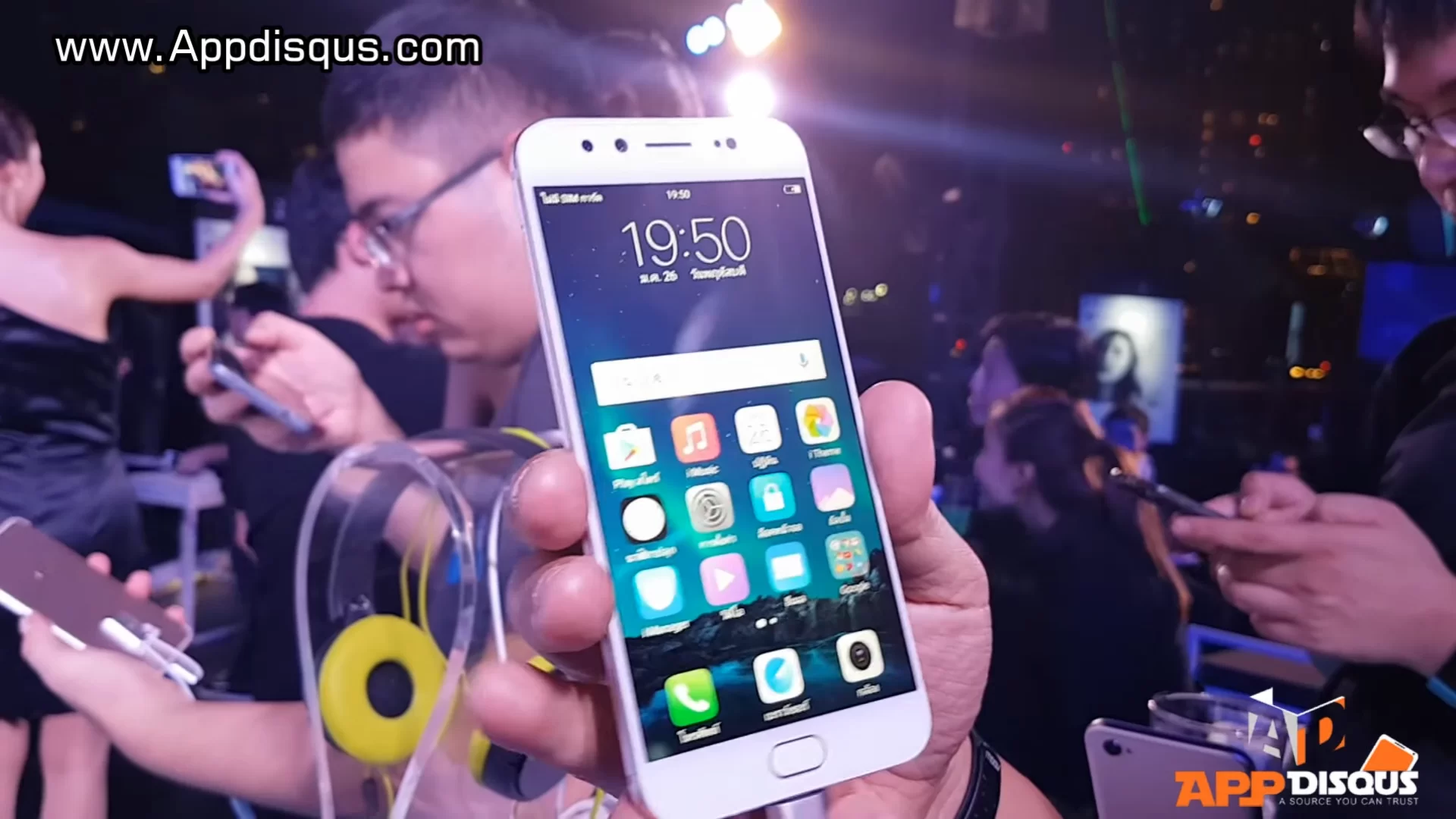 พรีวิว พาชม Vivo V5 Plus สมาร์ทโฟนกล้องหน้าคู่ตัวแรกจาก Vivo 1 18 | Vivo | พรีวิว พาชม Vivo V5 Plus สมาร์ทโฟนกล้องหน้าคู่ตัวแรกจาก Vivo