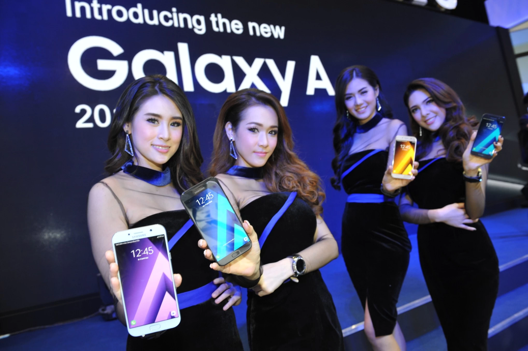 กาแลคซี่ เอ 2017 3 | galaxy a 2017 | [TME 2017] โปรโมชั่น Samsung ภายในงาน Mobile Expo และการเปิดตัว Galaxy A 2017 อย่างเป็นทางการ
