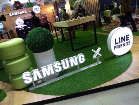 Samsung X Line friends งานกลางกรุงเอาใจสาวก สัมผัสประสบการณ์ล้ำยุคร่วมกับตัวละครจาก Line และสินค้า Samsung แบบลิมิเต็ดภายในงานเท่านั้น