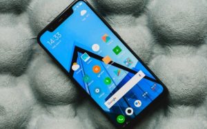 Xiaomi Pocophone F1 อาจเป็นสมาร์ทโฟนที่เร็วที่สุดในตระกูล Snapdragon 845