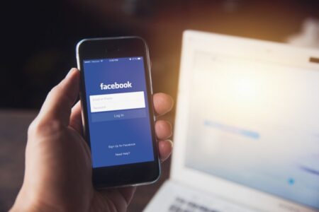 Facebook Lite เริ่มเปิดให้ใช้งานได้บน iOS แล้ว facebook-lite-ios