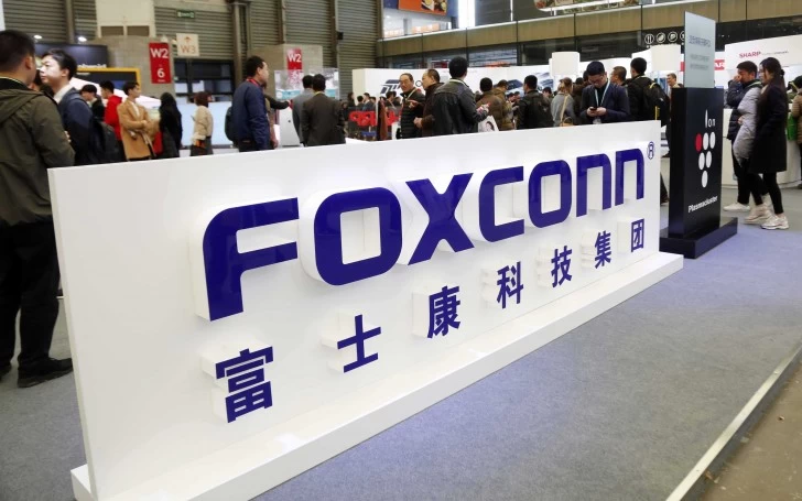 Foxconn p | Foxconn | Foxconn ปลดพนักงาน 50,000 คนเพราะตลาดสมาร์ทโฟนหดตัวลง