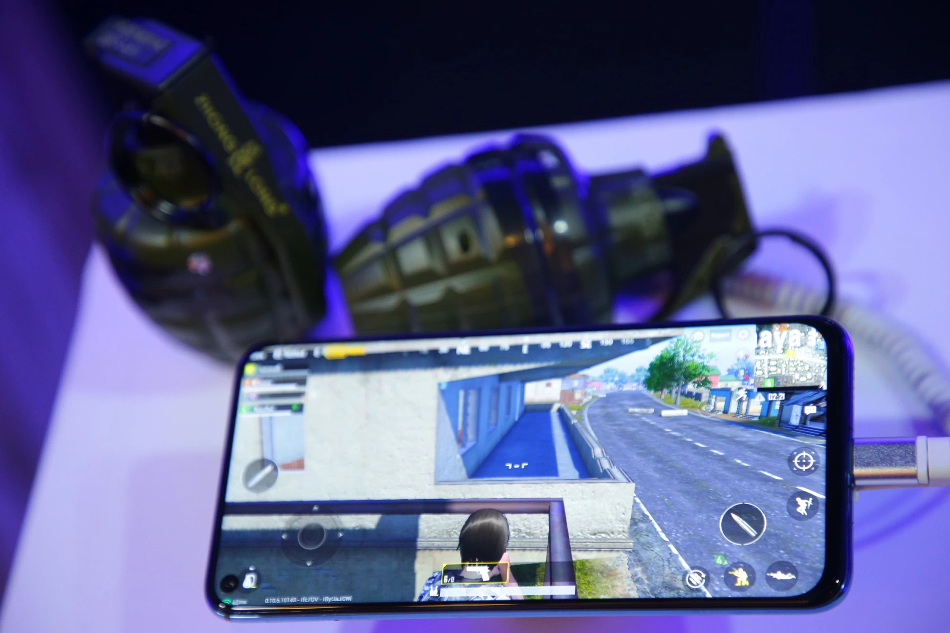 HUAWEI nova 4 Experience Day 5 | nova 4 | เปิดตัว HUAWEI nova 4 นำเทรนด์สมาร์ทโฟนจอมีรูรุ่นแรกในไทย สเปคดีระดับเรือธง เตรียมจำหน่าย 16,990 บาทในงาน TME