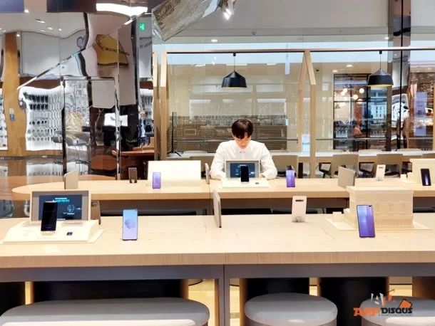 Microsoft Surface Laptop20190318 131703 | Notebook ซัมซุง | มาเกาหลีต้องแวะ!! Samsung D'light ช้อปสินค้าซัมซุงที่ไม่มีในไทยและพาไปสำรวจตึกที่เต็มไปด้วยนวัตกรรม