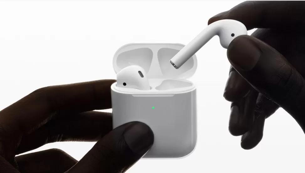 apple เปิดตัว Airpods ใหม่ขายพร้อมที่ชาร์จไร้สาย 1 airpod | Airpod | apple เปิดตัว Airpods ใหม่ขายพร้อมที่ชาร์จไร้สาย