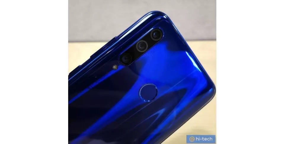 หลุดภาพของ Honor 10i ที่มาพร้อมกล้องสามเลนส์ 1 honor | Honor 10 | หลุดภาพของ Honor 10i ที่มาพร้อมกล้องสามเลนส์