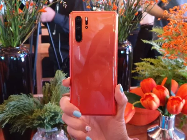 20190620 173058 | Amber Sunrise | สรุปราคาและโปรโมชั่น Huawei P30 Pro สีใหม่ Amber Sunrise พร้อมของแถมที่เห็นแล้วต้องกรีดร้อง!!