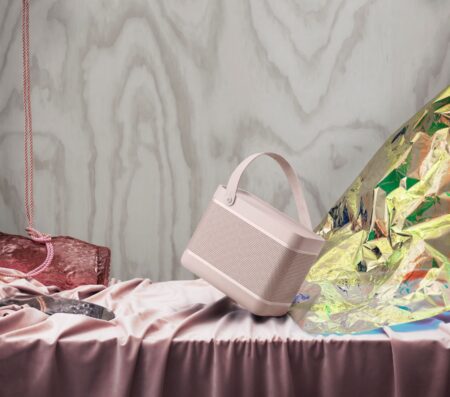 Bang & Olufsen เปิดตัวคอลเลกชั่น “สีชมพู” ให้ผลิตภัณฑ์ลำโพงและหูฟังยอดนิยมทั้ง 4 รุ่น