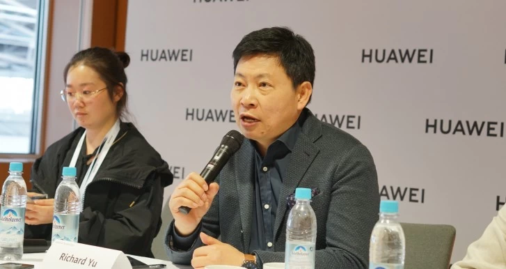 mate 30 aaa | Huawei Mate 30 | ยอดขาย Huawei Mate 30 เพิ่มขึ้นหลังจากผู้บริการประกาศลดราคาสูงสุดถึง 35%