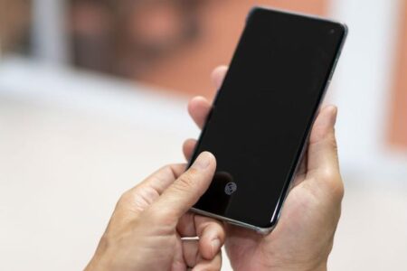Samsung ประกาศเตรียมแก้ไขระบบสแกนลายนิ้วมือบน Galaxy S10 และ Note10 แล้ว