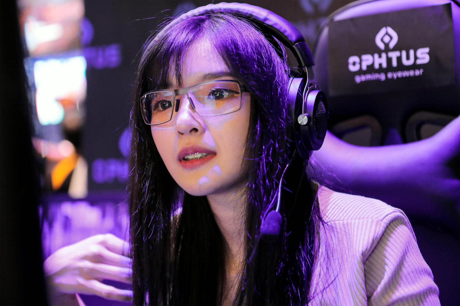 “ออปตัส” เปิดตัวที่สุดแห่งนวัตกรรมแว่นกรองแสงเพื่อเกมเมอร์ตัวจริง จากงานไทยแลนด์ เกม โชว์ 2019