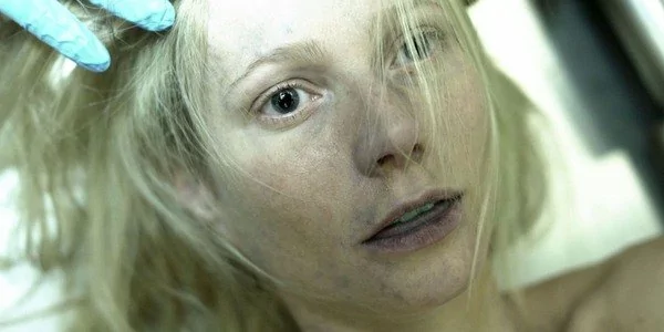 e28e13afceabd7b3131e15a3f091d5edf72e5acf | Contagion | Contagion ที่เคยออกฉายเมื่อปี 2011 กลายเป็นหนังยอดนิยมของ iTunes หลังจากการระบาดของไวรัสโคโรน่า