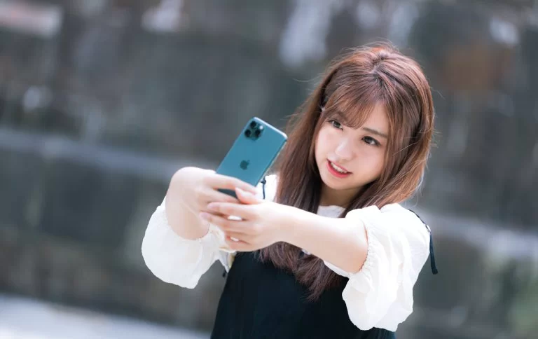 sb 1 | ติดมือถือ | นายกเทศมนตรีเมืองโอซาก้า สนับสนุนออกกฏหมายห้ามเด็กใช้สมาร์ทโฟน
