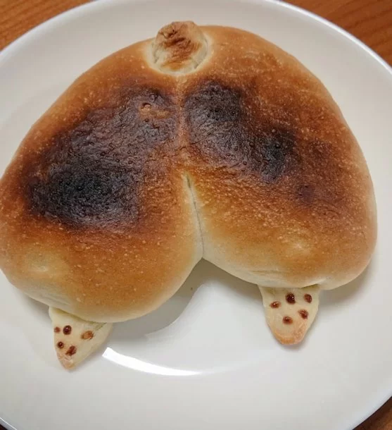 cute corgi butt buns japanese bakery 6 5e3d5e5bbb341 700 1 | Corgi Butt Buns | Corgi Butt Buns ขนมปังรูป 