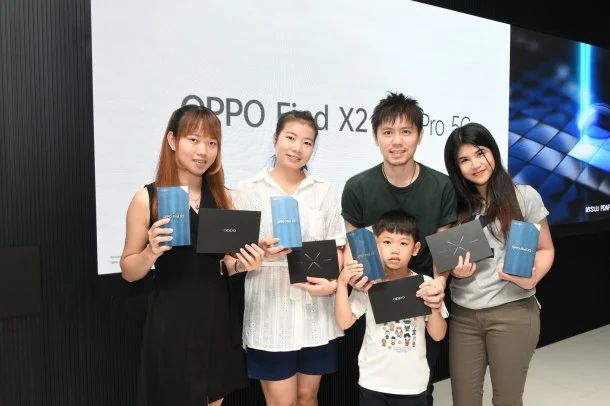 OPPO Pick Up Day 2 | OPPO Biggest Flagship Store | ออปโป้ ส่งมอบ “OPPO Find X2 5G” แก่ลูกค้าสมาร์ทไลฟ์กลุ่มแรกในไทย!