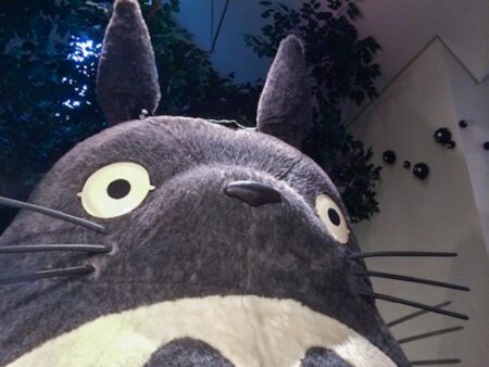 Studio Ghibli ปล่อยภาพแบล็คกราวสำหรับการประชุมผ่านวีดีโอคอลไปใช้ฟรี!!
