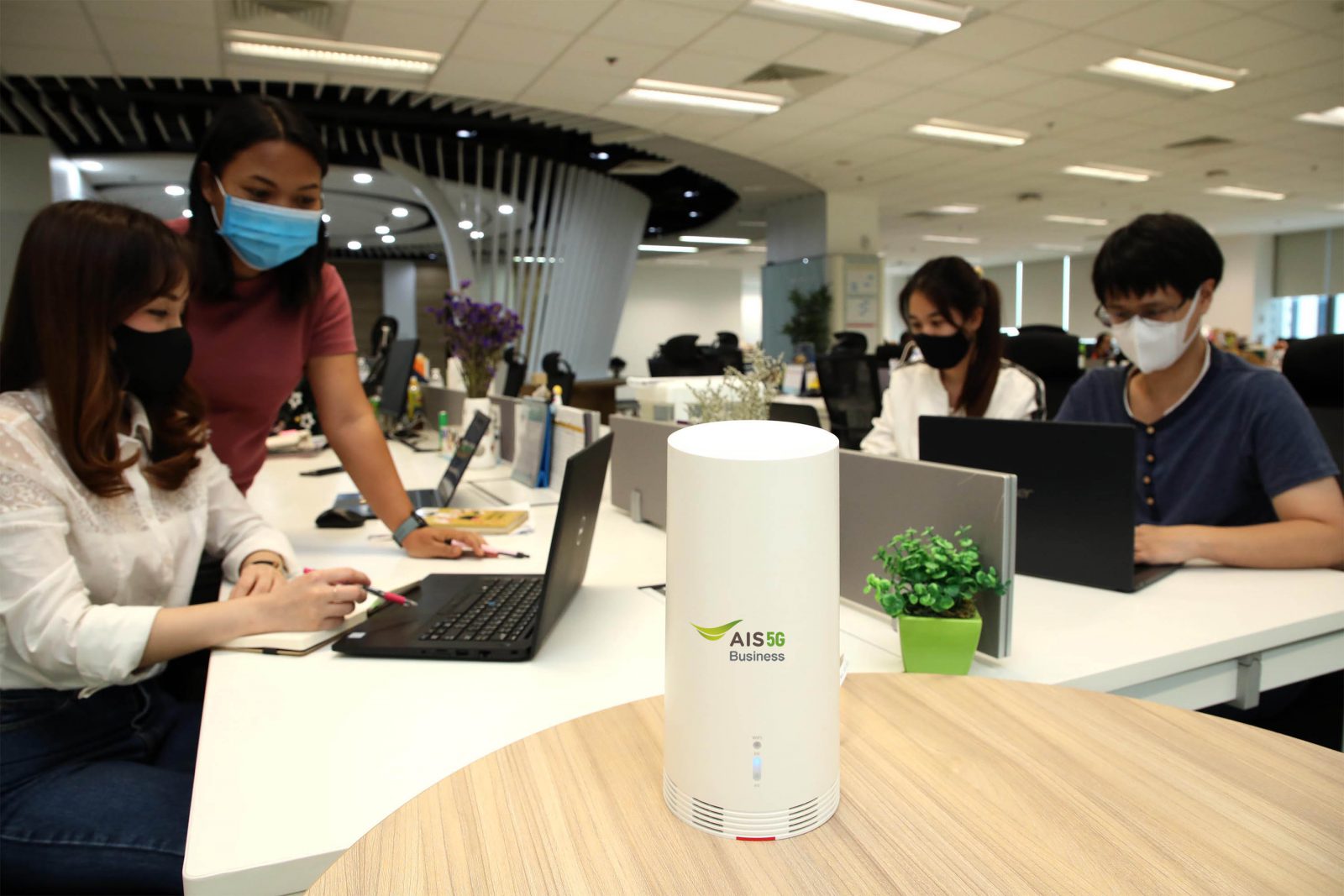 เอไอเอส เปิดให้บริการ 5G Fixed Wireless Access รายแรกและรายเดียวในไทย 1 200723 Pic 01 เอไอเอส เปิดให้บริการ 5G Fixed Wireless Access รายแรกและรายเดียวในไทย | 5G Fixed Wireless Access | เอไอเอส เปิดให้บริการ 5G Fixed Wireless Access รายแรกและรายเดียวในไทย