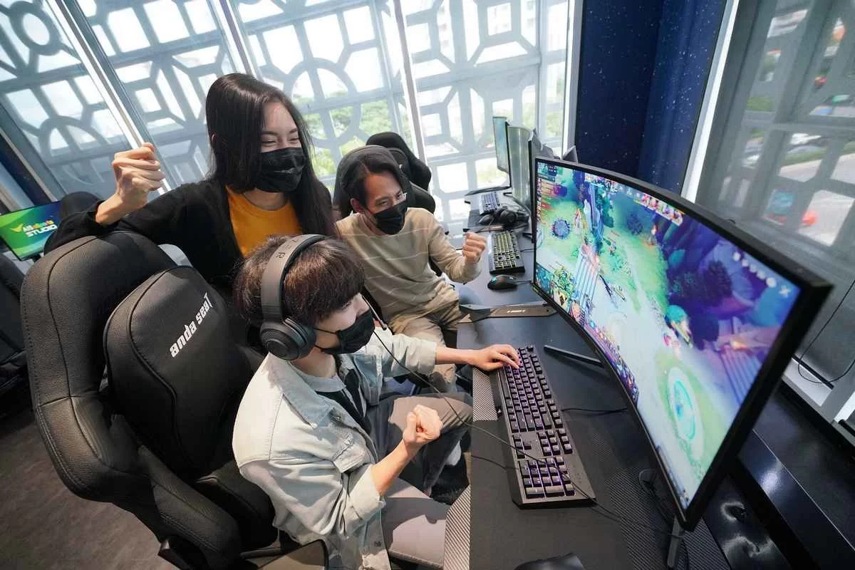 AIS eSports STUDIO 8 1200x800 1 | AIS | เปิดแล้ว! AIS eSports STUDIO คอมมูนิตี้อีสปอร์ตแห่งแรกในอาเซียน กับ 4 โซนเด็ด และ 12 ปรากฏการณ์แรก กระแทกใจคออีสปอร์ต