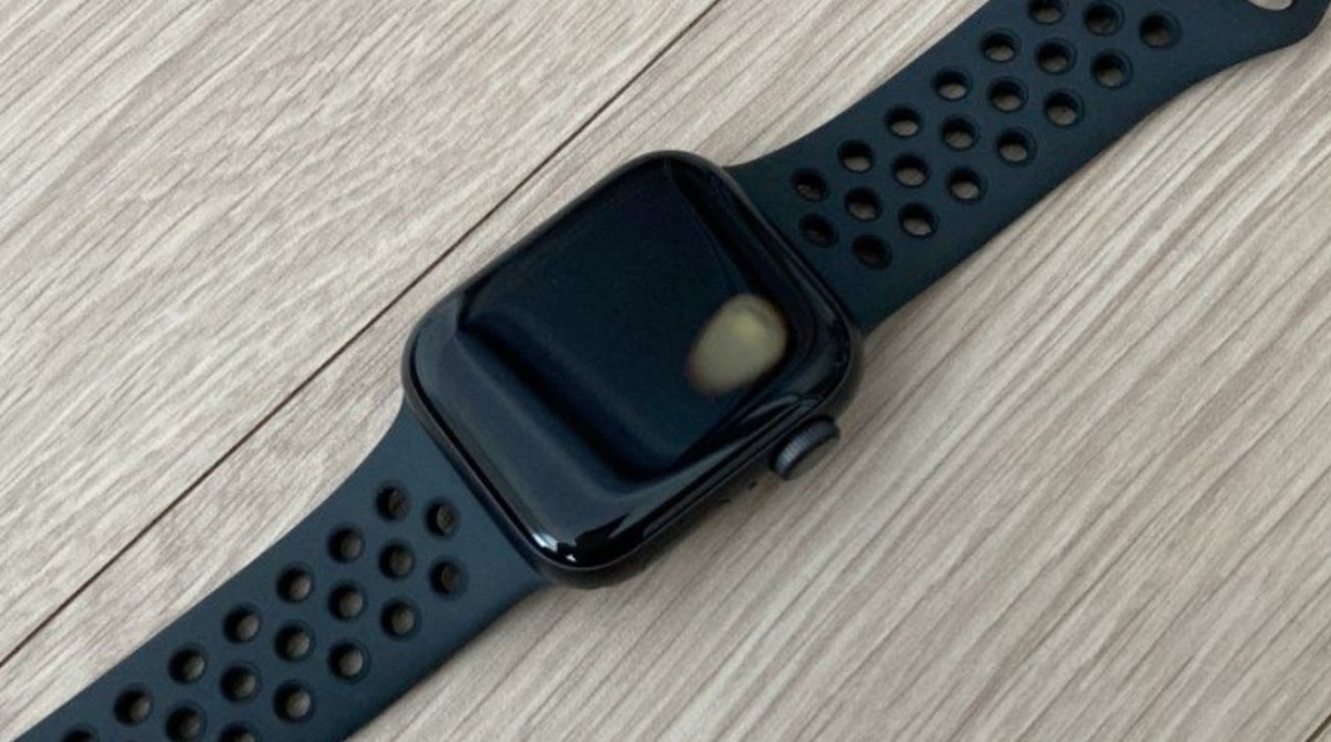 Apple Watch SE Overheated